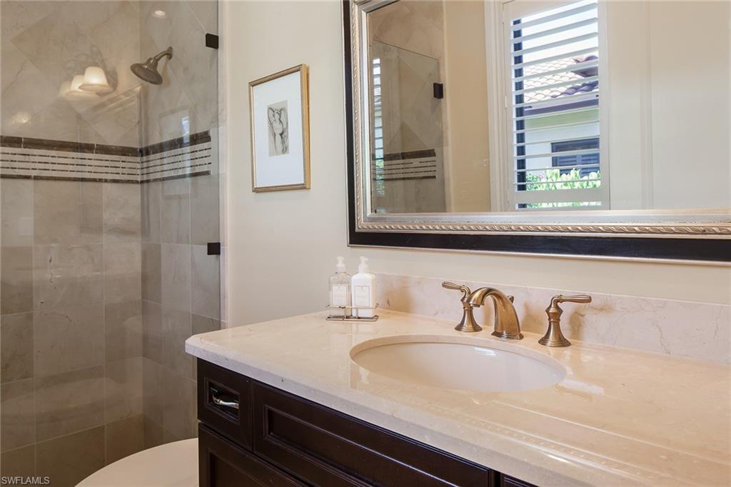 TRADITIONS - Residential