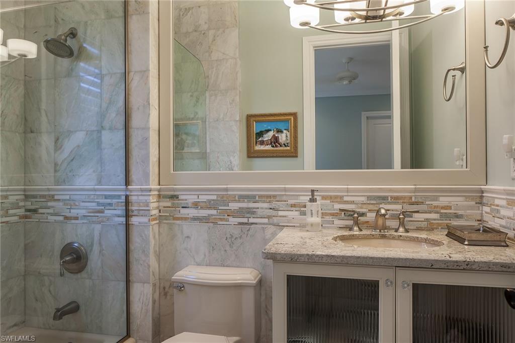 TRADITIONS - Residential