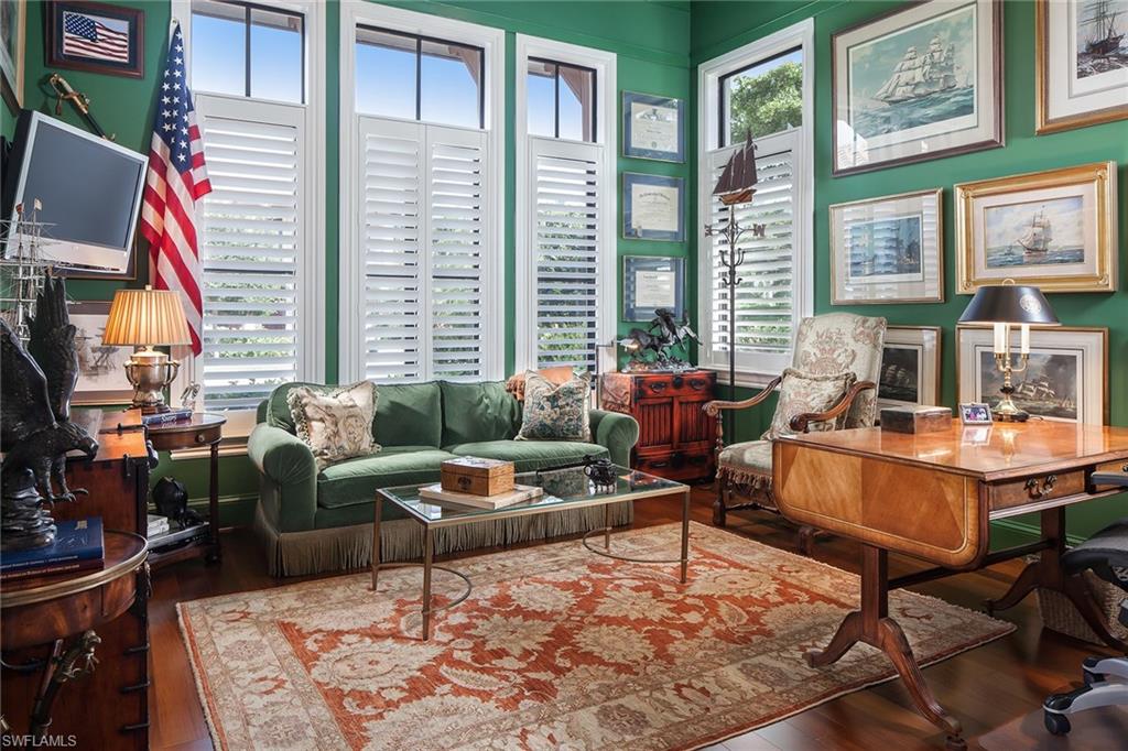 TRADITIONS - Residential