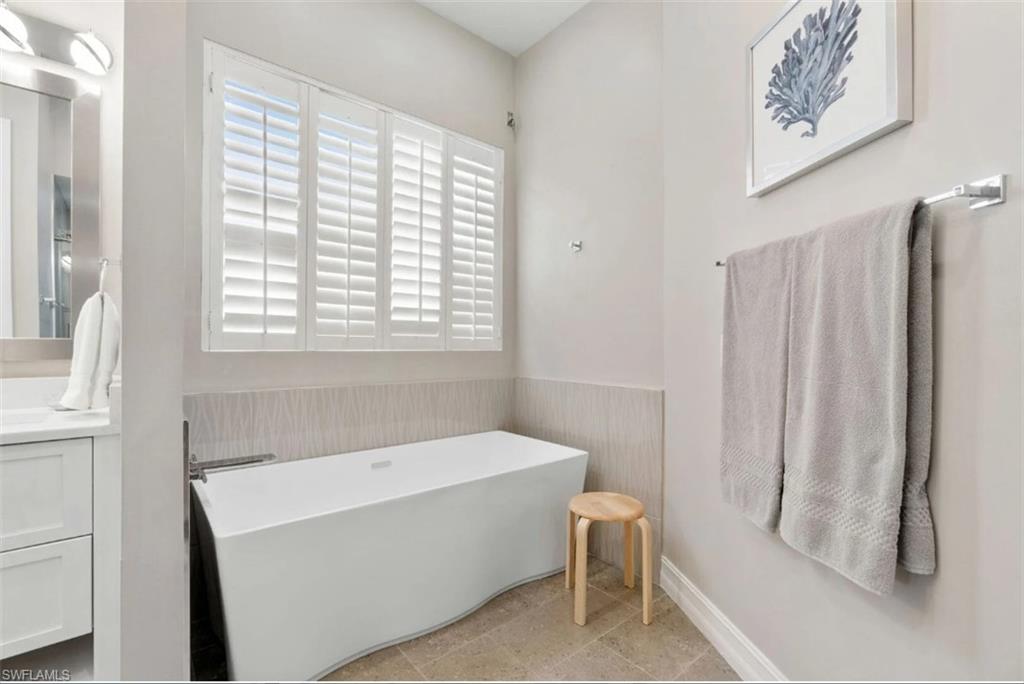 BONITA BEACH - Residential