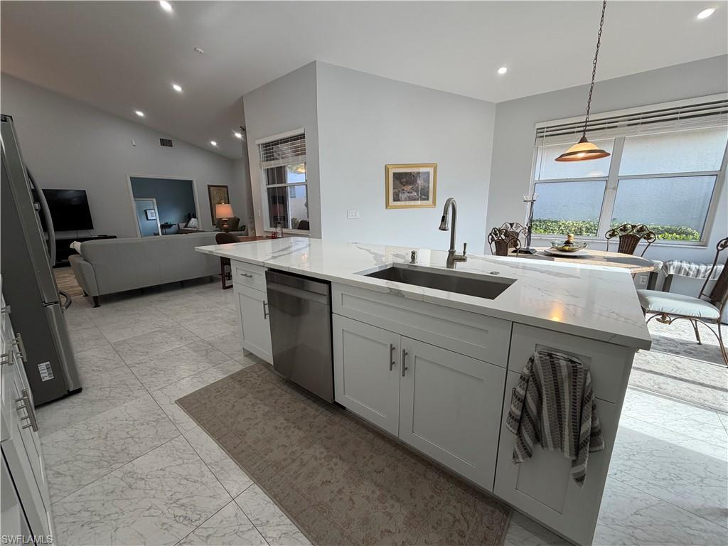 SONOMA LAKE - Residential Lease