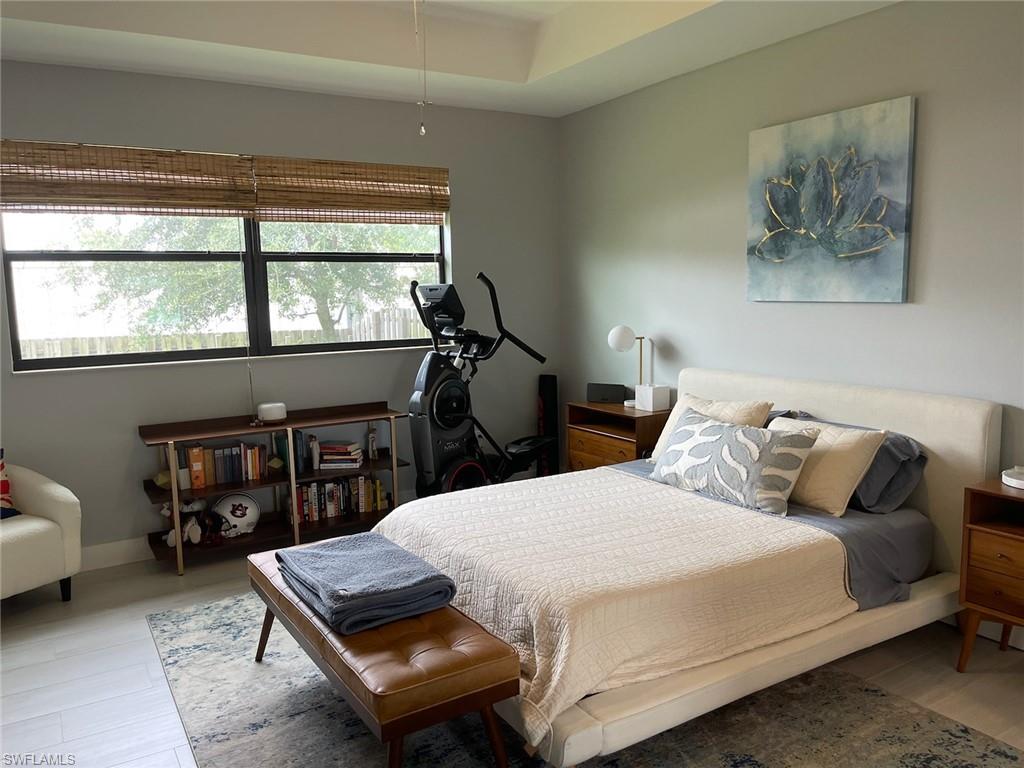 HALLENDALE - Residential Lease