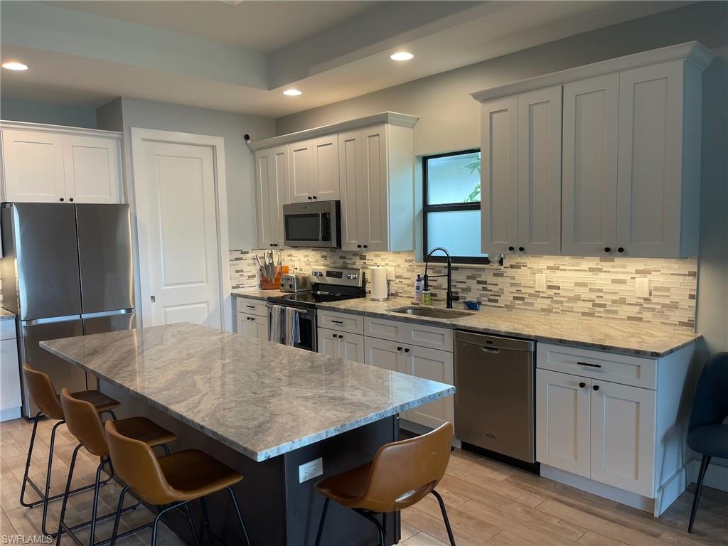 HALLENDALE - Residential Lease