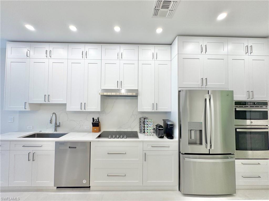 AVIANO - Residential Lease