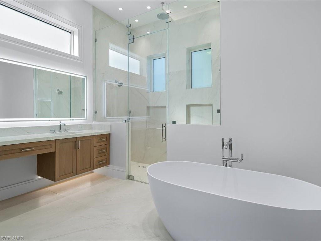 PINECREST AT PELICAN BAY - Residential