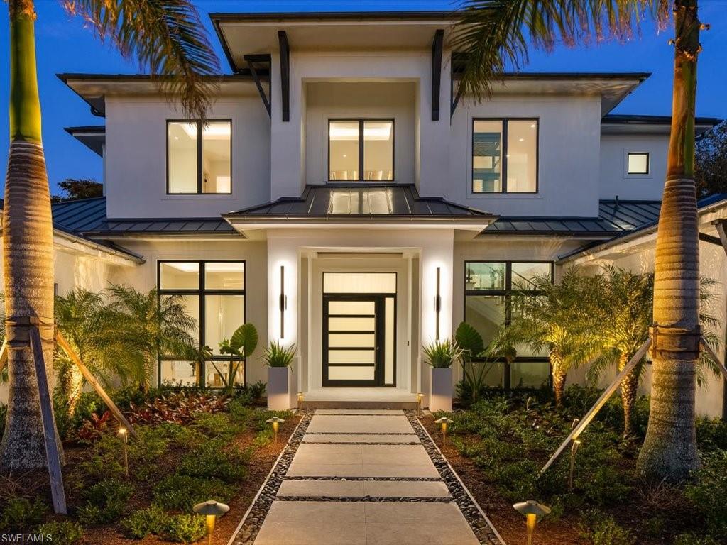 PINECREST AT PELICAN BAY - Residential