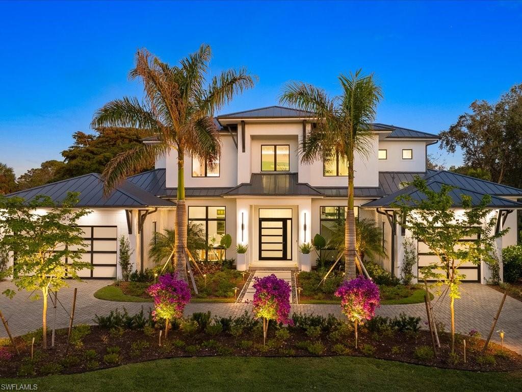 PINECREST AT PELICAN BAY - Residential