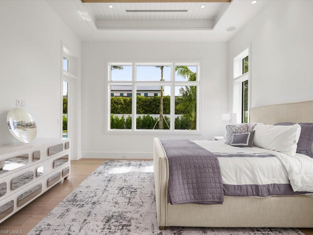 PINECREST AT PELICAN BAY - Residential