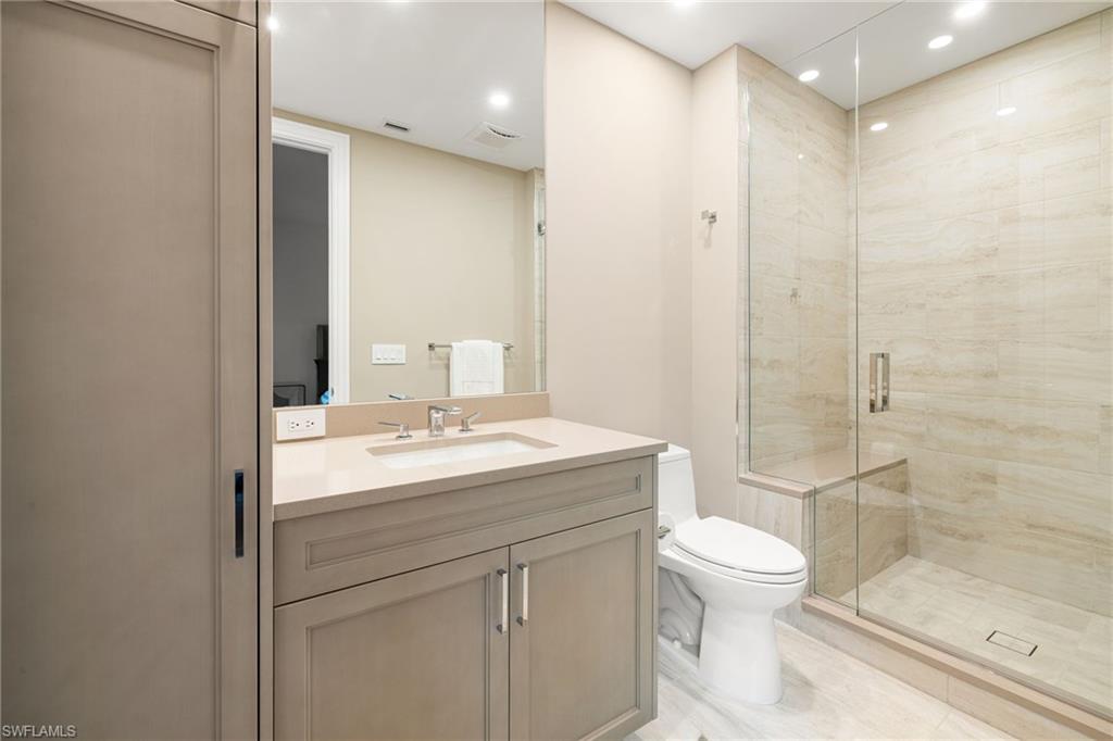 QUATTRO AT NAPLES SQUARE - Residential