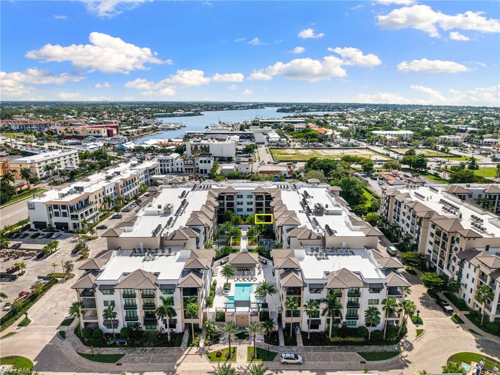 QUATTRO AT NAPLES SQUARE - Residential