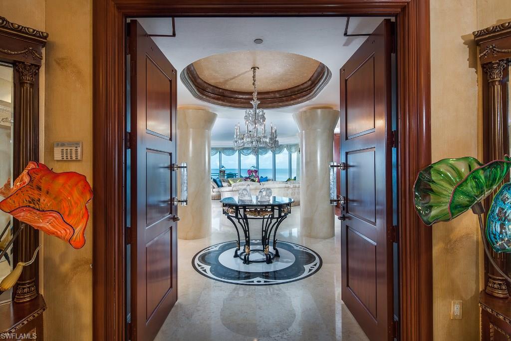 REGENT - Residential