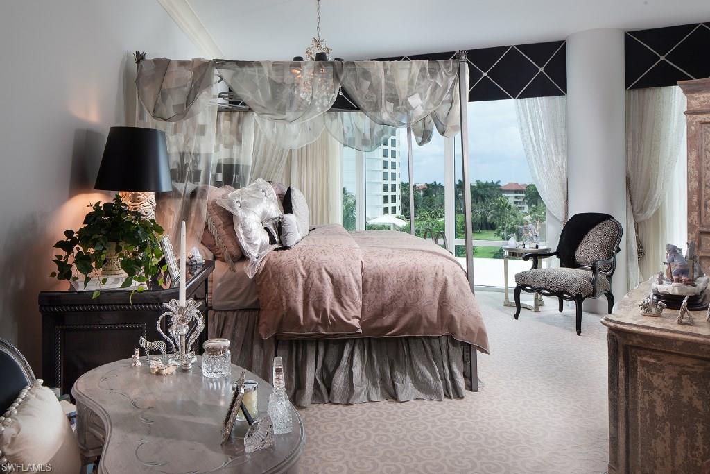 REGENT - Residential