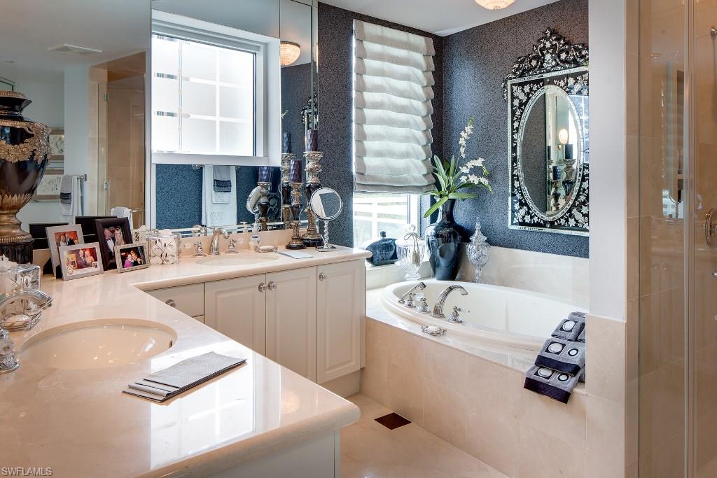 REGENT - Residential