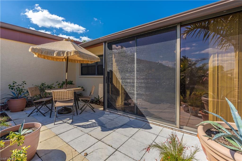 BOCA CIEGA MANOR - Residential