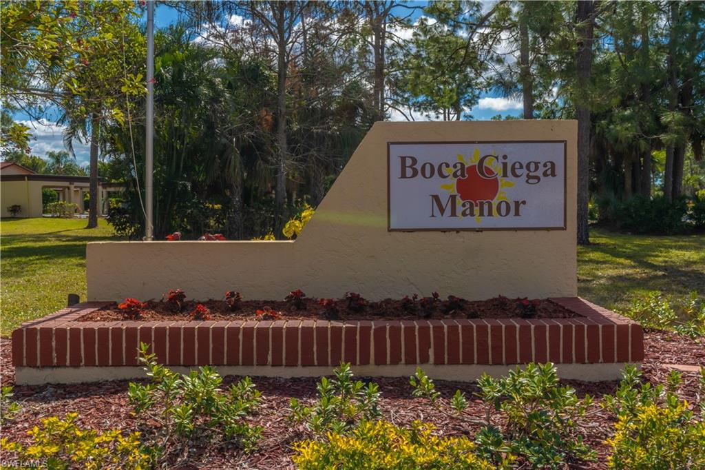 BOCA CIEGA MANOR - Residential