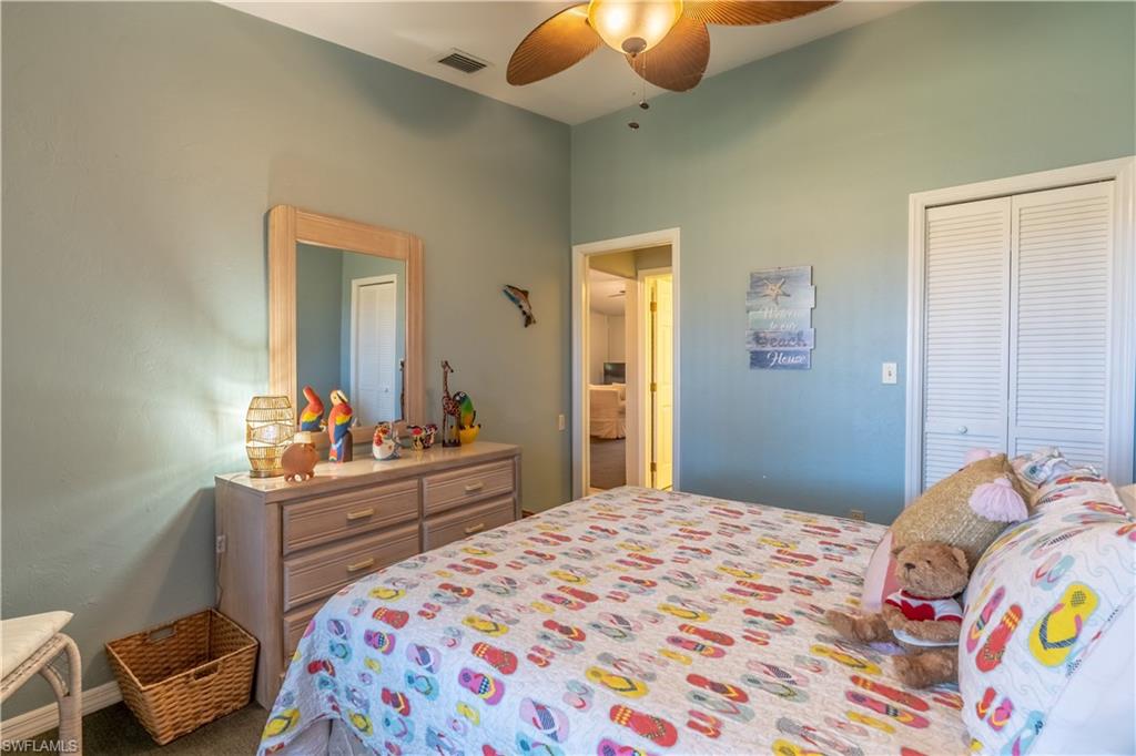 BOCA CIEGA MANOR - Residential