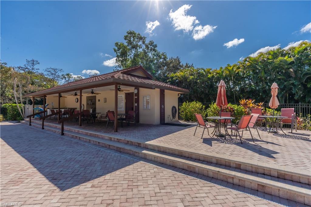 BOCA CIEGA MANOR - Residential