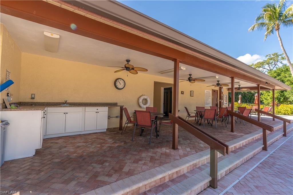 BOCA CIEGA MANOR - Residential