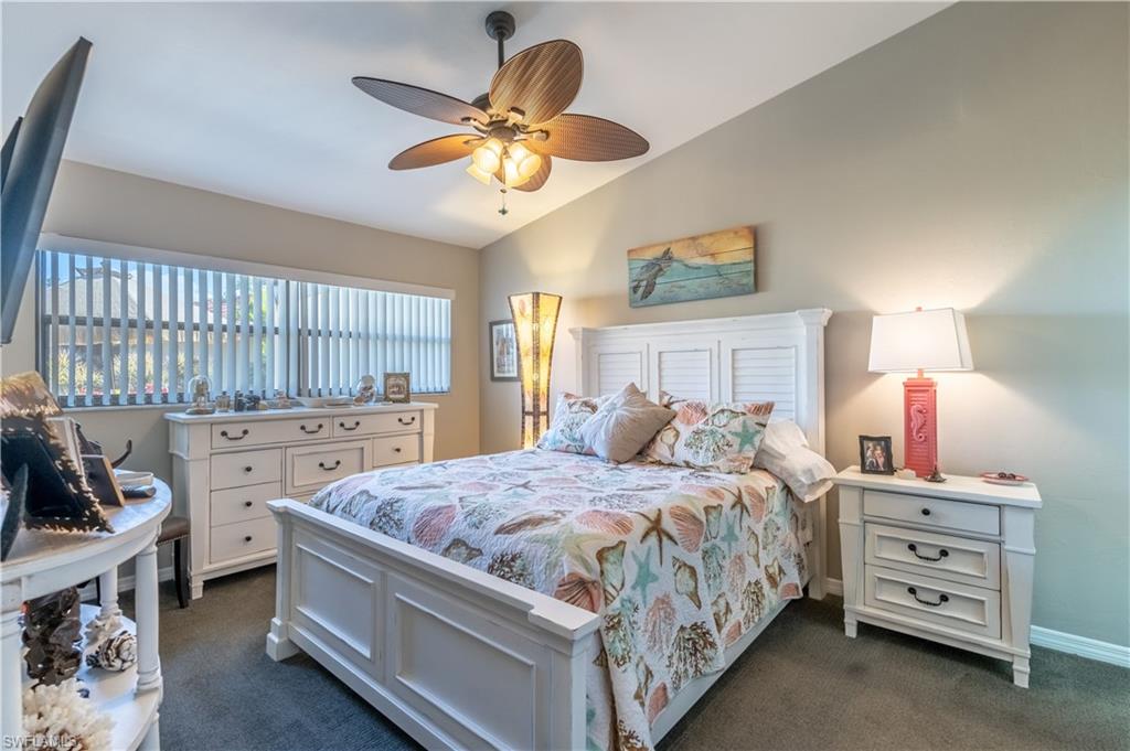 BOCA CIEGA MANOR - Residential