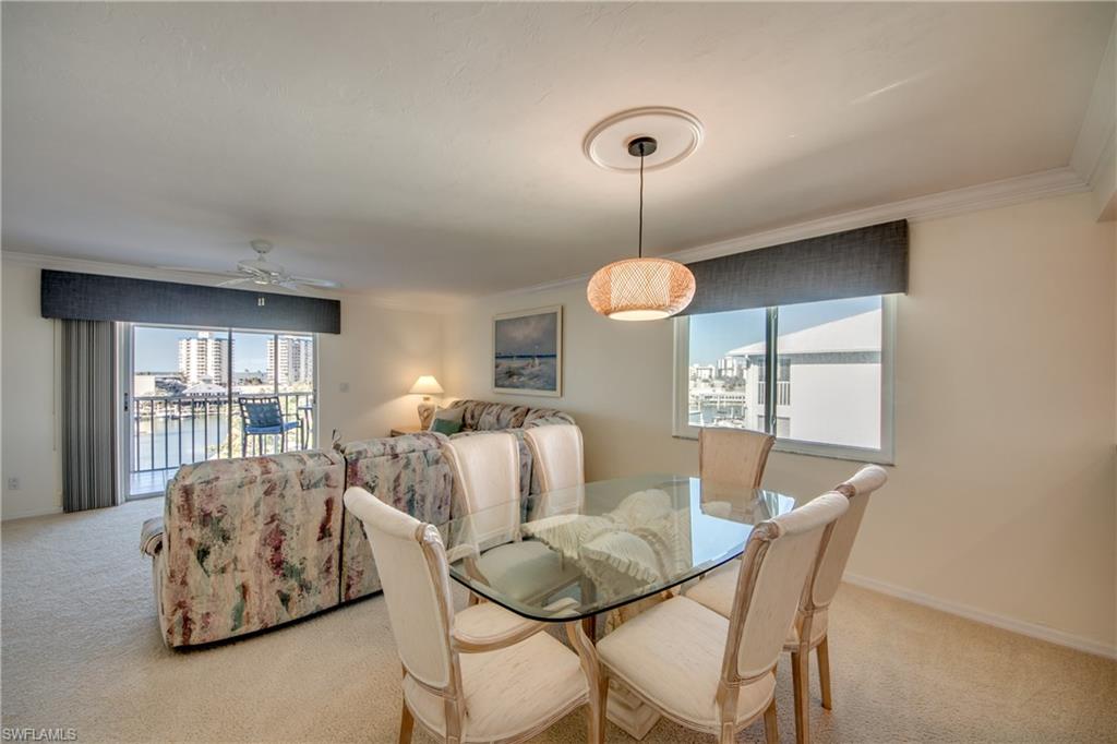 ROYAL PELICAN TOWNHOUSE - Residential