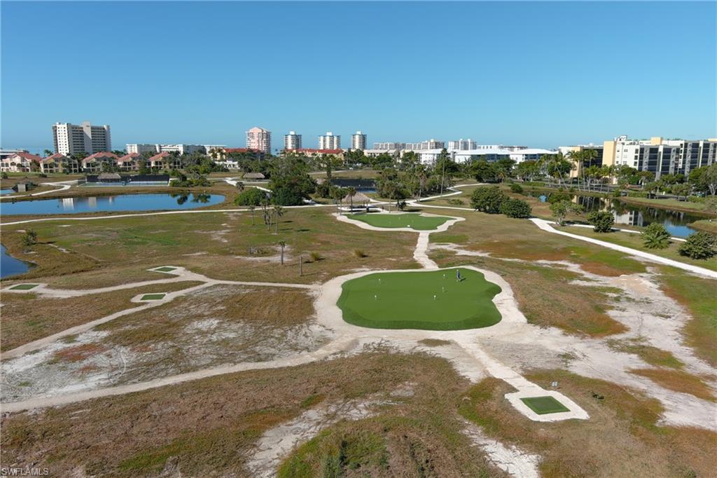 ROYAL PELICAN TOWNHOUSE - Residential