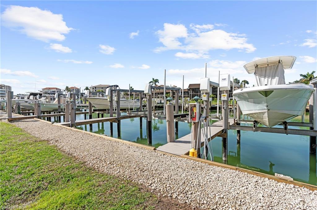 BOAT CLUB OF MARCO ISLAND - Residential