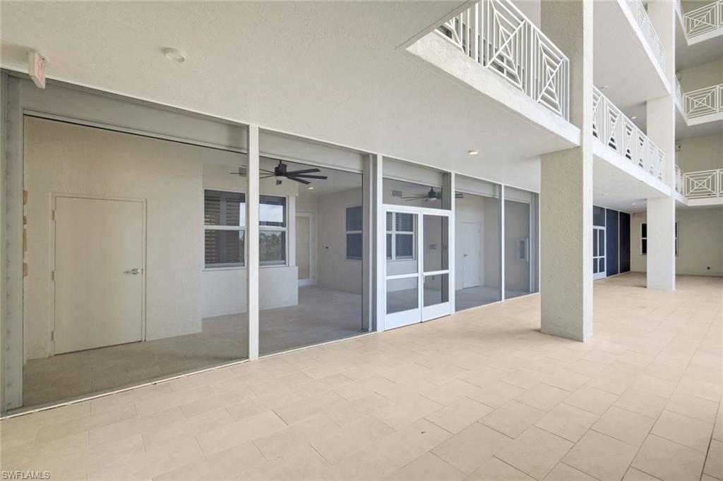 ROYAL MARCO POINT - Residential