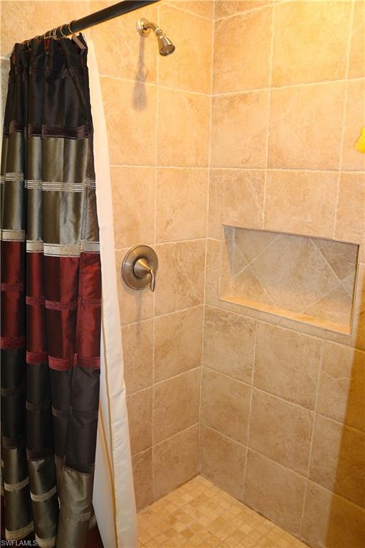 GOLDEN GATE CITY - Residential