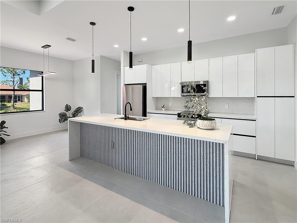 Properties 2206 NE 35th LN