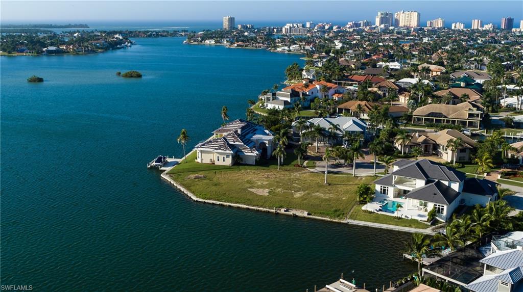 MARCO BEACH - Residential