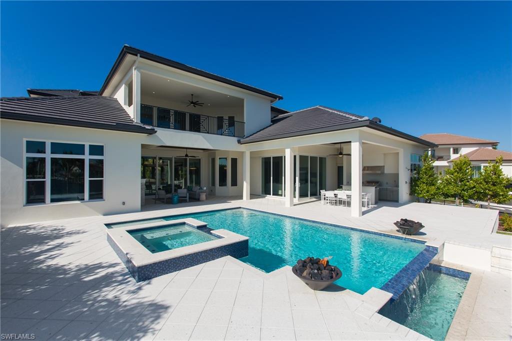 MARCO BEACH - Residential