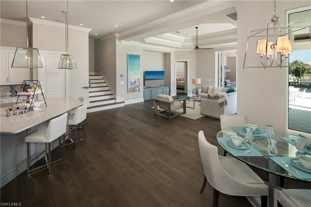 MARCO BEACH - Residential