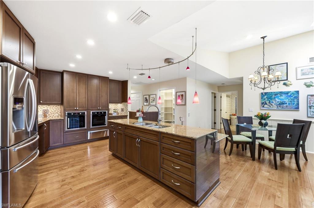 KINGS LAKE - Residential