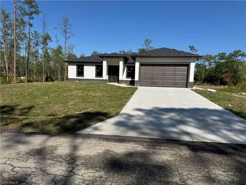 1316 Broadway Ave, Lehigh Acres, FL 33972 - #: 225037531
