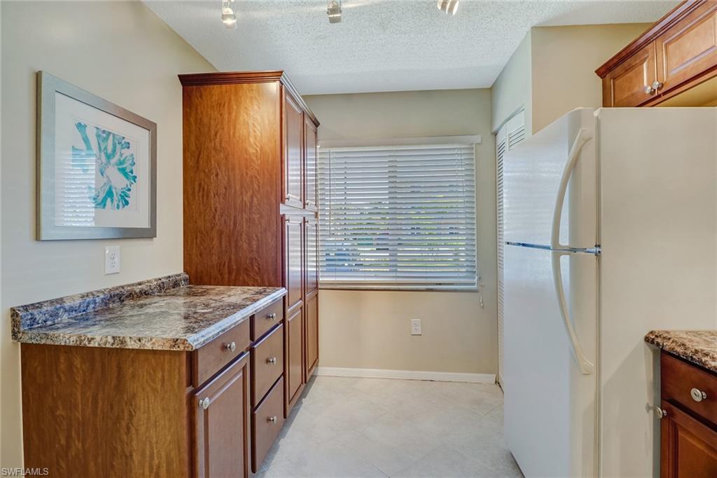 NAPLES SANDPIPER BAY CLUB - Residential