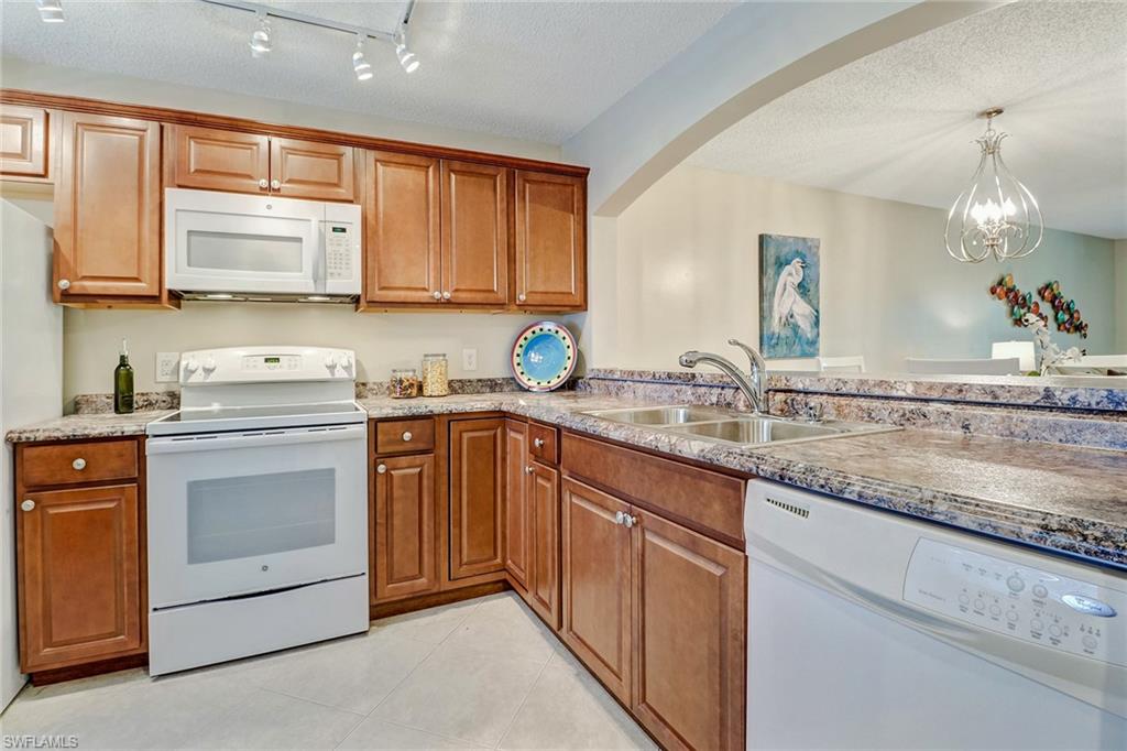 NAPLES SANDPIPER BAY CLUB - Residential