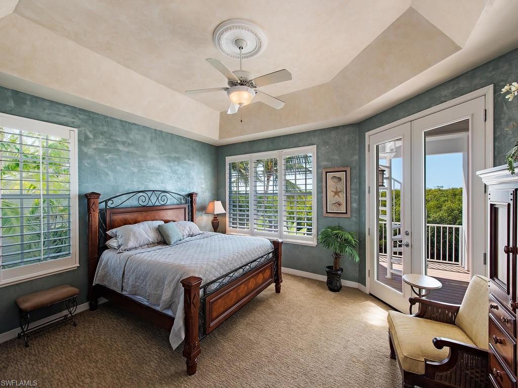 MARCO BEACH - Residential