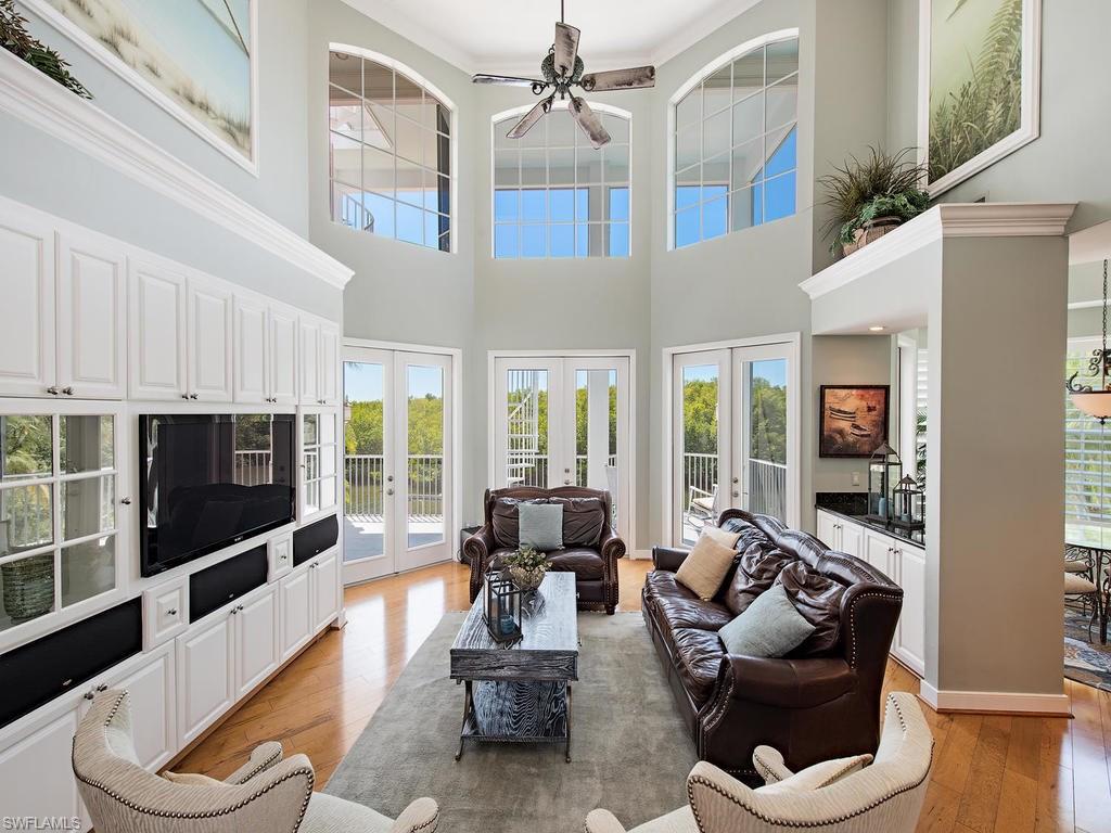 MARCO BEACH - Residential