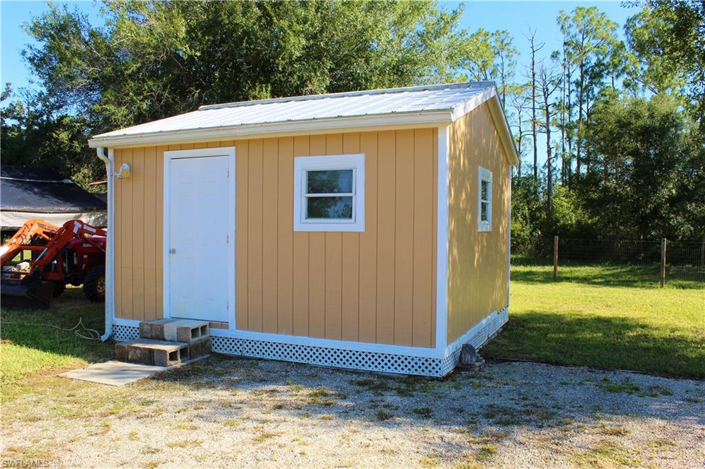 ACREAGE - Residential