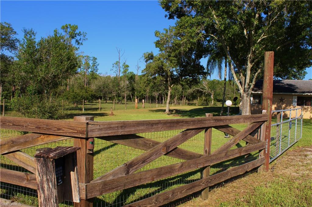 ACREAGE - Residential