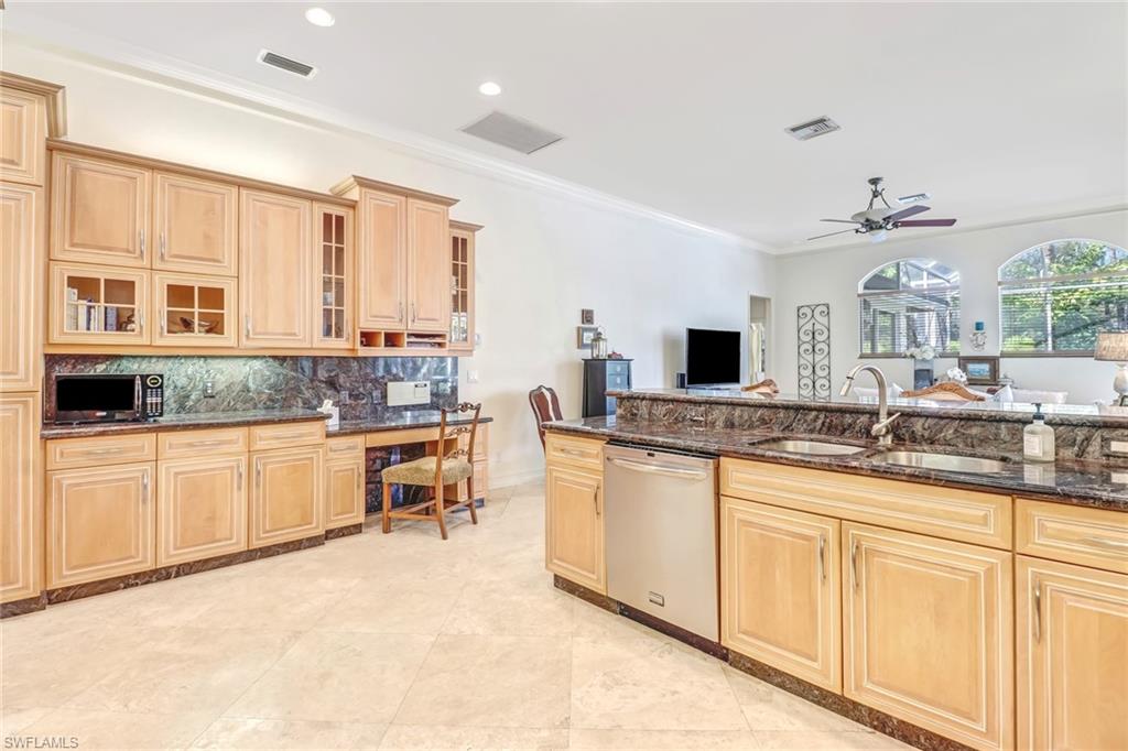 MONTEREY - Residential