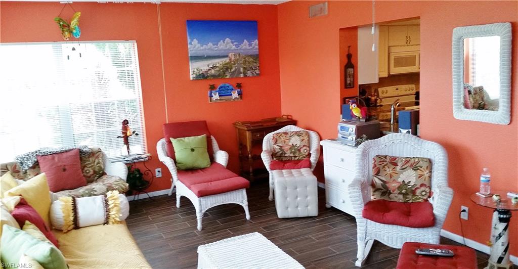 STRATFORD PLACE CONDO - Residential