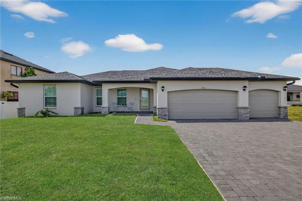 CAPE CORAL - Residential