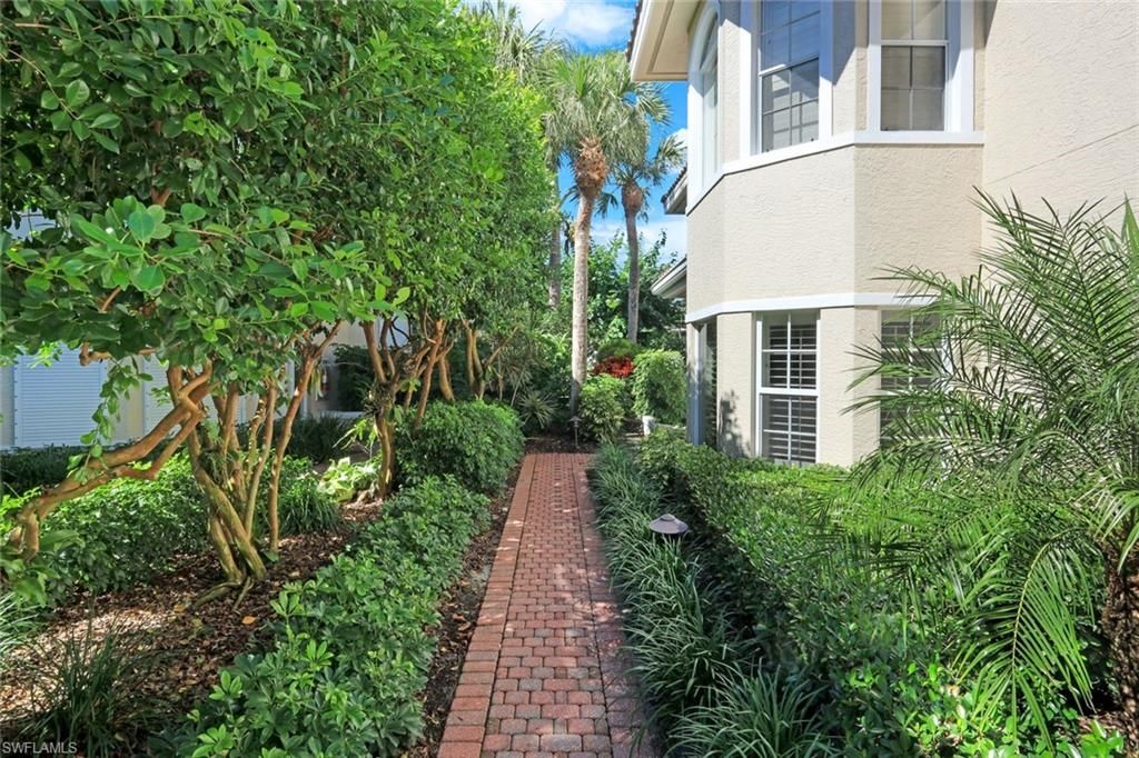 Photo of 8453 Abbington CIR #8, NAPLES, FL 34108 (MLS # 225077556)