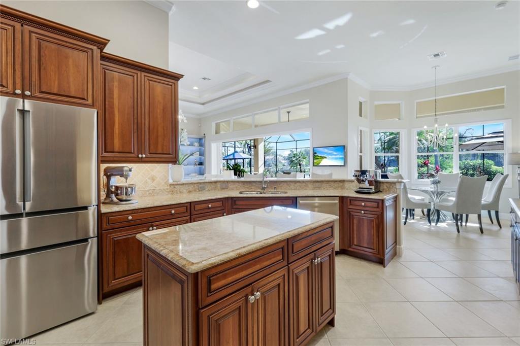 BELLE LAGO - Residential