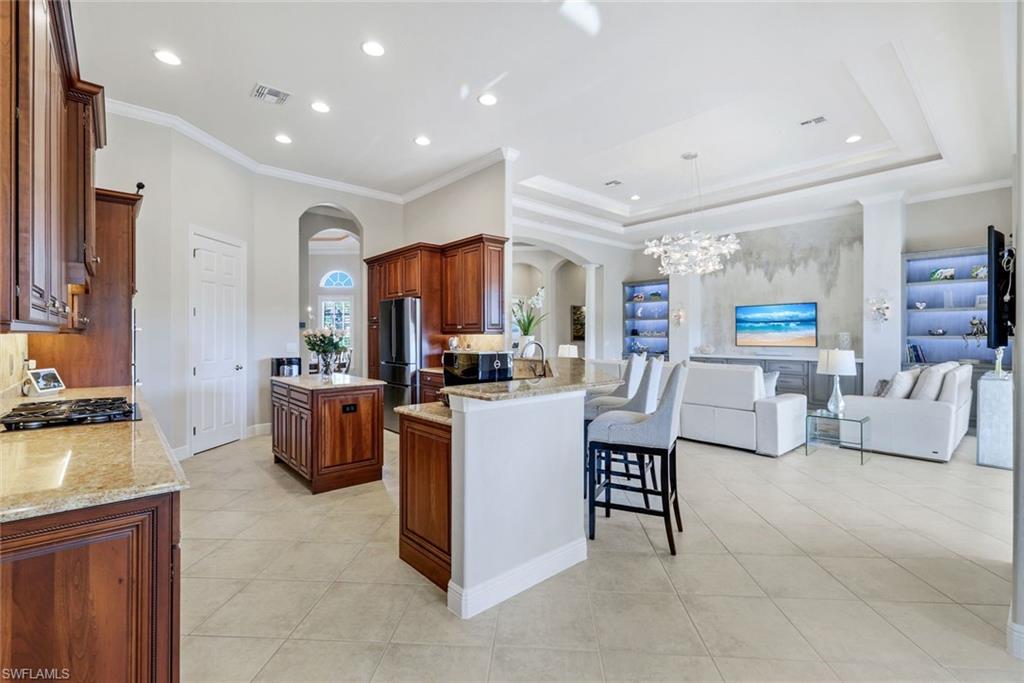 BELLE LAGO - Residential