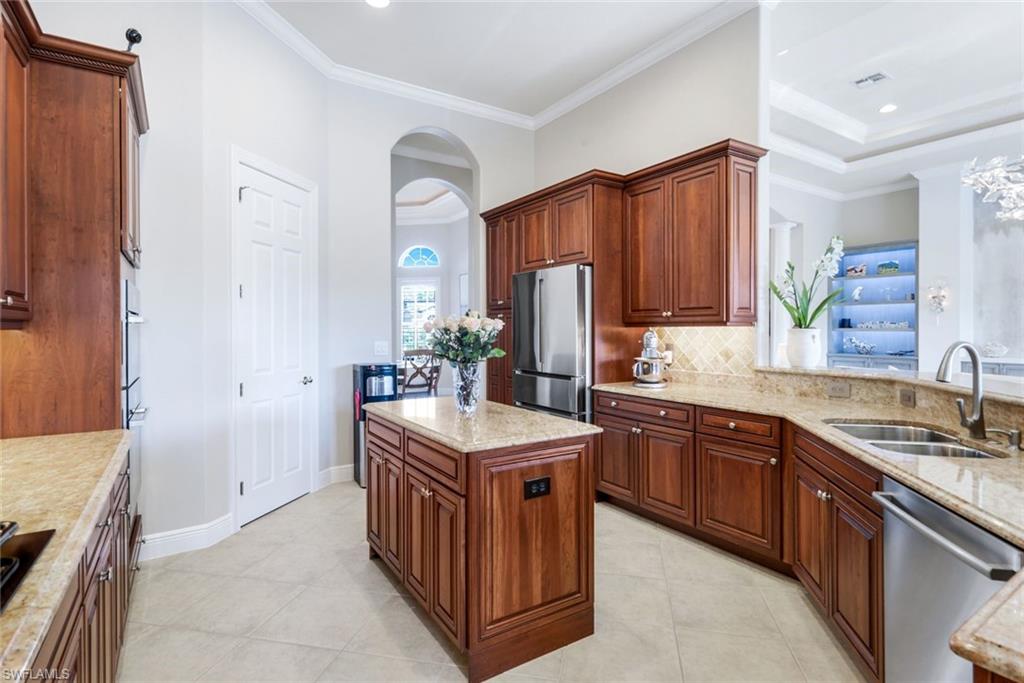 BELLE LAGO - Residential