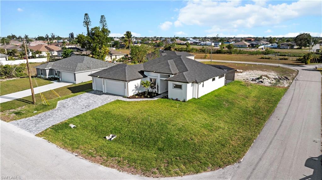 CAPE CORAL - Residential