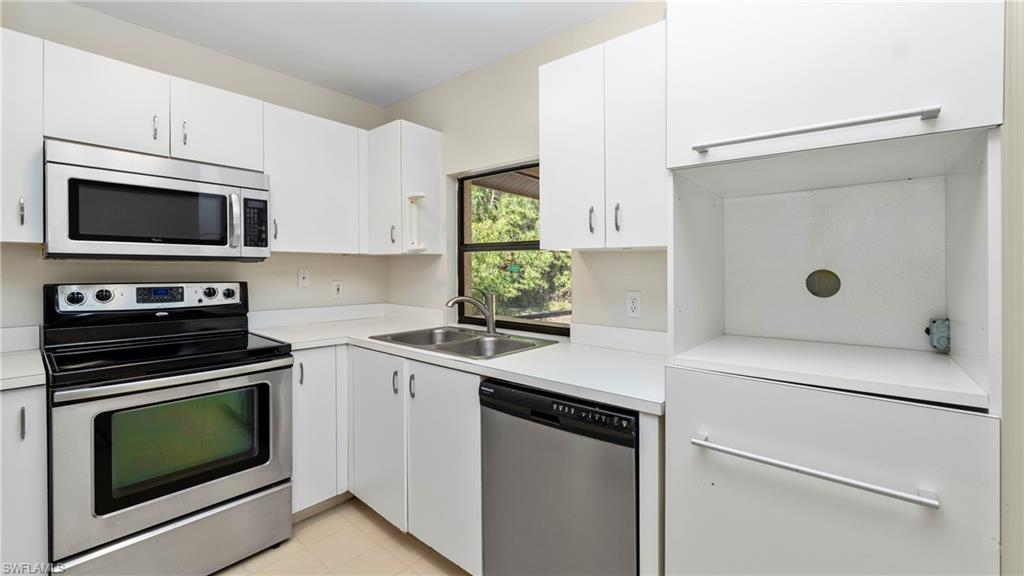 GOLDEN GATE ESTATES - Residential Lease