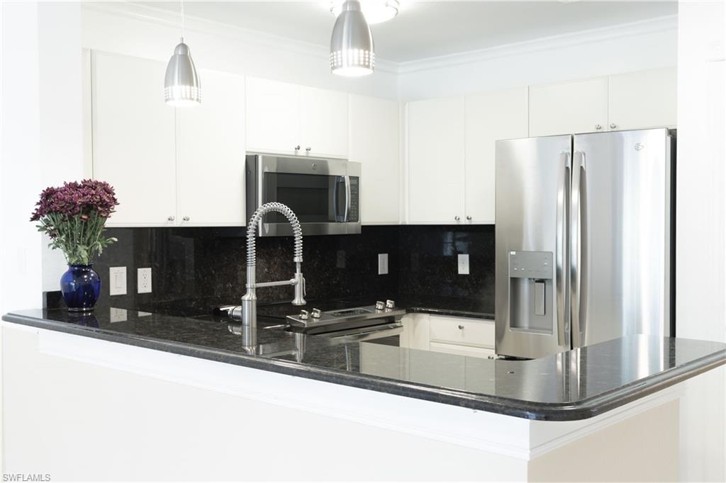 BOTANICAL PLACE - Residential